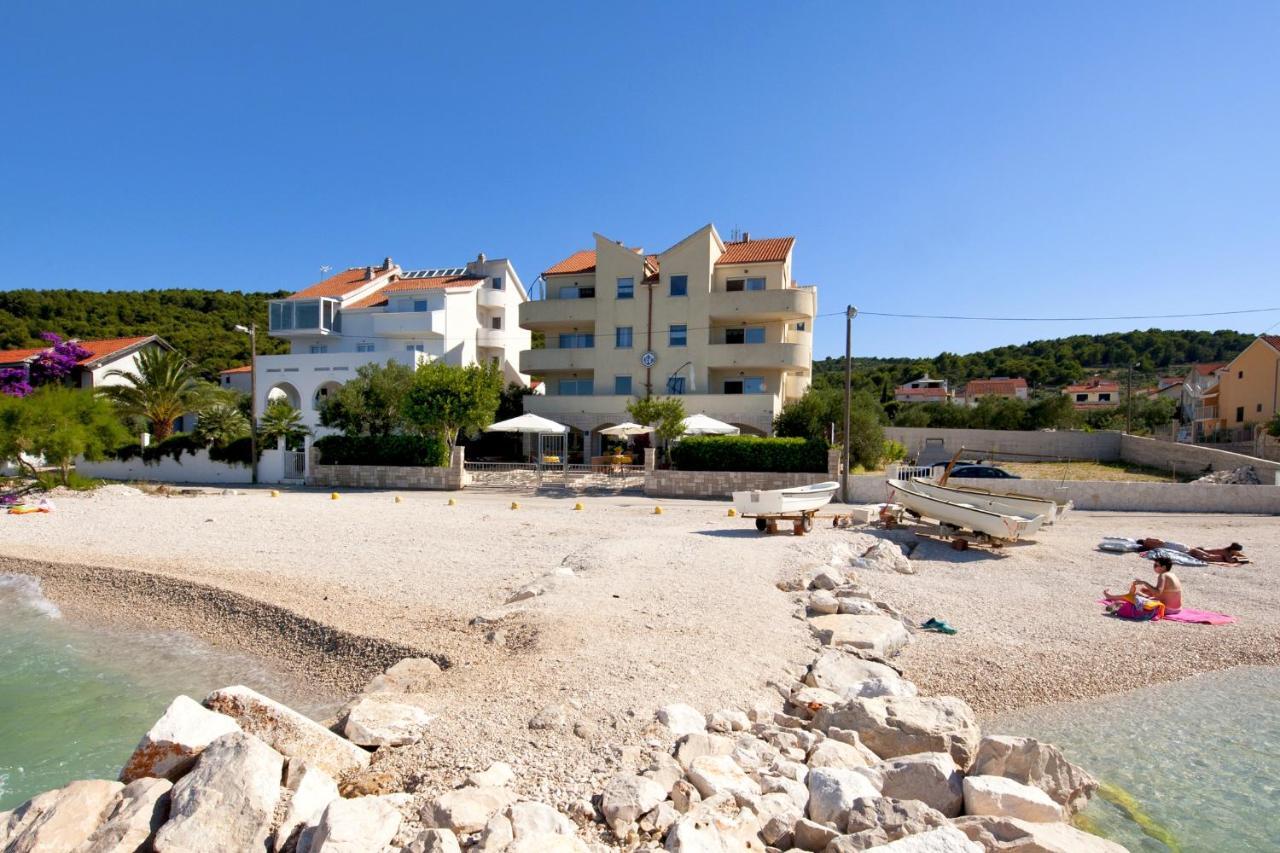 Apartments By The Sea Slatine, Ciovo - 10435 Exterior photo
